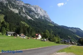 Chalet Ferienhaus Radmer - Image 2