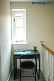 2 Crown Barton - Image 3