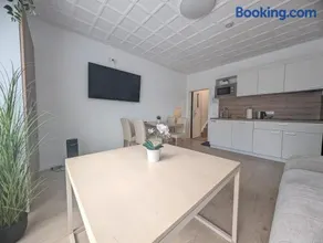 See 3 - Schönes 2-Zimmer Appartement mit Parkplatz und Seezugang - Image 3