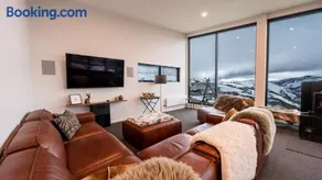 White Mount - Image 2