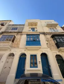 Sliema Central 2-Bedroom on a Quiet Street, Near Valletta by Malta Weekend - Image 1