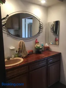 Mystic Canyon Inn Bed & Breakfast - Image 3