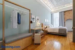 SAL Collection Hotel - Image 2