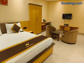 NAKSHATRA Hotel, Restaurant & Banquet - Image 2