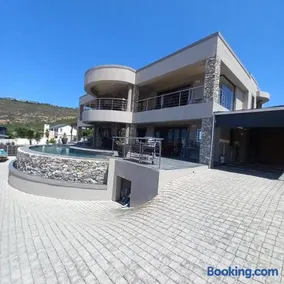 Whale Rock Guesthouse - Image 3