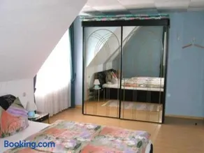 Ferienwohnung Lioba Kunst - Image 2