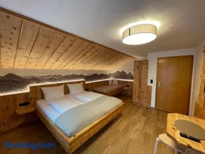 Exquisito apartamento vacacional apta para familias con jardín y barbacoa - Image 2