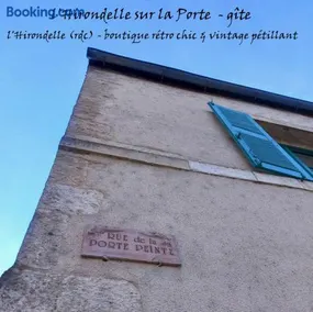 l'Hirondelle sur la Porte - Image 1
