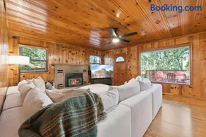 Walk to Town - Lake Access - Huge Deck - Image 1
