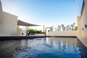 Iama Luxury Suite Santorini - Image 1