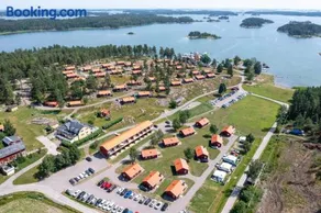 Skärgårdsbyn S:t Anna - Image 1