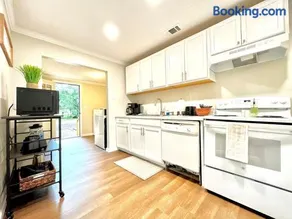The Charming Location - Image 2