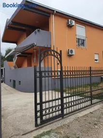 Apartmen Kuca za odmor i familiju - Image 2