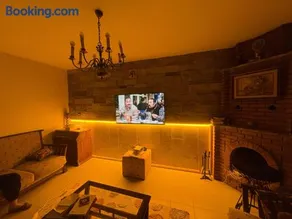 Detached Stone Villa with Pool Sleeps 9 - Image 3