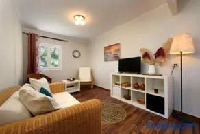 Traditional Seaview Home Candili - Image 3