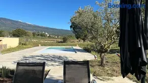 Le Mas des Grillons, mas rénové entièrement climatisé avec piscine et vue Ventoux - Image 3