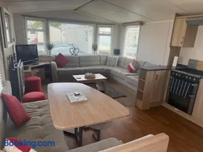 CJ Coastal Getaway #2 - Image 2