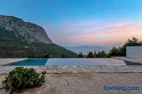 Villa Mate - Image 1