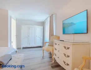 Heaven Retreat - Image 1