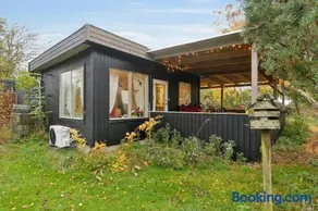Cozy Seaside Cottage On Sejerø - Image 4