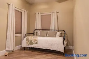 Forestburg 2BR Retreat Near Wineries - Image 4