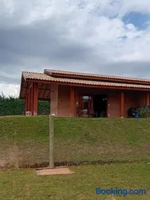 Vinhedos da Serra com Ar quente e frio até 4 pessoas conforto aconchego vinícolas experiências sinta-se em casa - Image 4