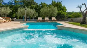 Activity villa Gardenia with pool in Tinjan - Image 3