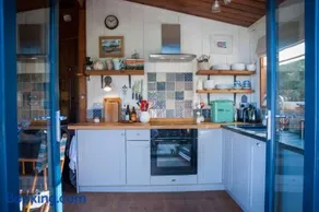 Little Kestrel Cabin - Image 2