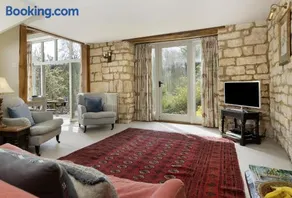 Buckland Wood Barn - Image 3