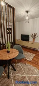 Raluca Studio Central HD - Image 2