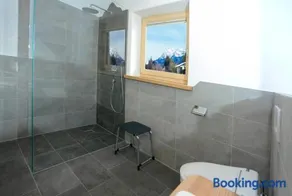 Birklstüberl Restaurant und Appartement - Image 3