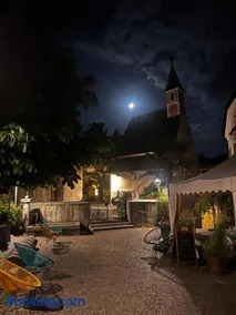 Hotel Weisse Lilie - B&B - Image 2