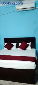 Ds Royal Inn - Image 3