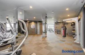 Walk to FIFA at NRG 1BD Movie Theater Condo - Image 3