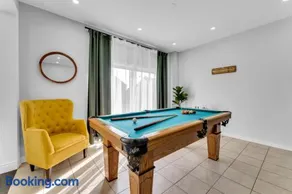 Oshawa Family Haven Luxury 7BR Villa with Cozy Fireplaces & Hot Tub - Image 1