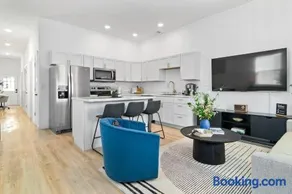 Uptown Haven Walkable Home with Bikes and Firepit near Downtown - Image 2