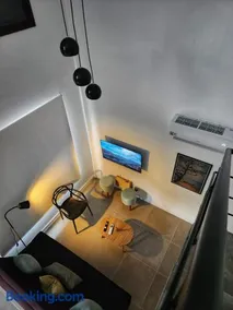 Loft UP 203 - Image 2
