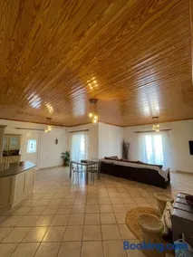 GIALOS APARTMENT - Image 2