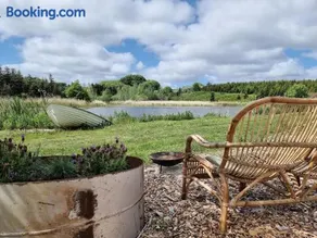 Exclusive house with private pool and private lake - Image 3