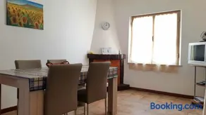 Mare&Monti Guest House with Private Parking - Image 3