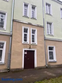 Avers House - Image 3