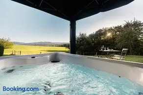 Roulotte Paradis: insolite, SPA privatif, piscine - Image 1
