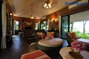 Rustic Tropical Residence - Image 4
