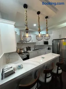 NEW Villas Milas a few steps from Tela beach - Image 5