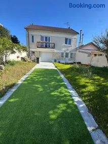 Maison Grand Paris avec jardin et parking privé proche RER B et M14 - Image 2