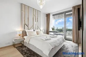 Golden Suite, RIVER&OLD TOWN VIEW, FREE Parking - Image 2