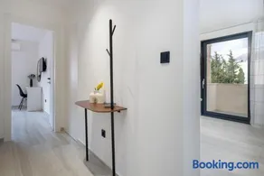 Apartman Nela Srebreno - Image 1