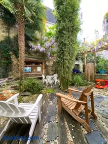 Jardin paisible en centre-ville - Image 1