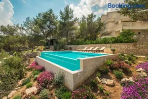 Aqua residence - Image 3
