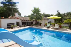 Club Villamar - Nepal - Image 1